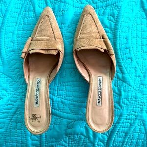 Tan Suede Manolo Blahnik Mules 39